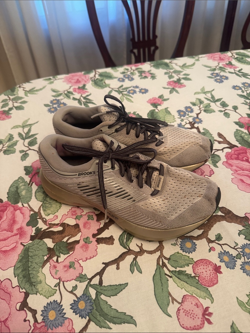 Brooks Levitate women’s running shoes
